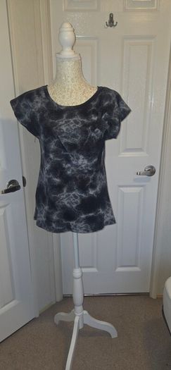 Made in Italy Black Grey Marble Print Stretch Top Casual Chic Size 3