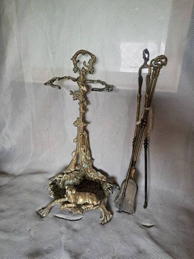 Antique umbrella/walking stick holder