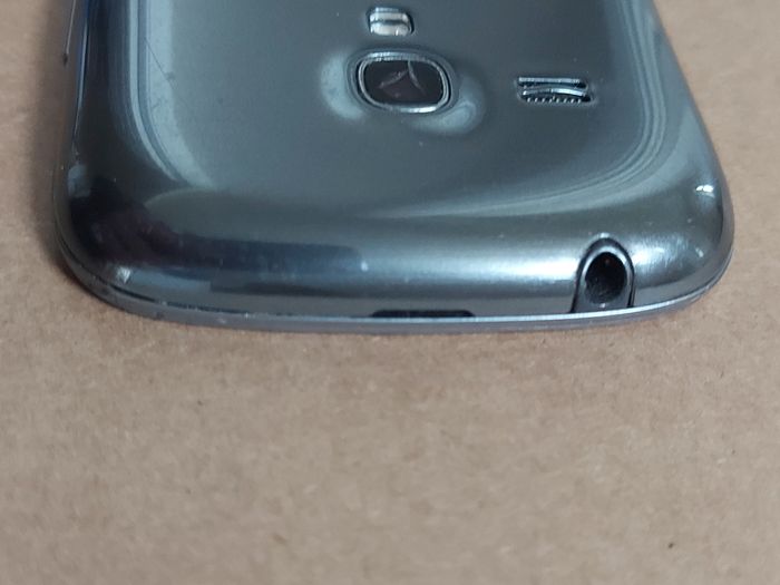 Samsung Galaxy SIII, Model GT-I8200N, 8GB, in excellent condition