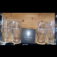 Guinness Draught Nitrosurge Device and 4 Guinness glasses brand new