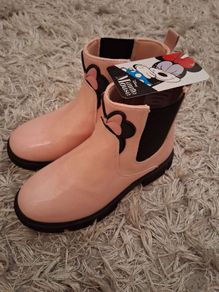 Brand New Girls Minnie Mouse Boots