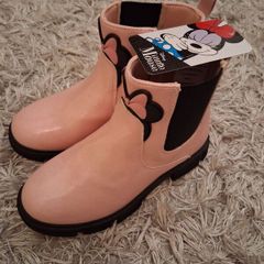 Brand New Girls Minnie Mouse Boots