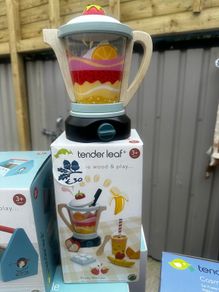 Tender Leaf Fruity Blender