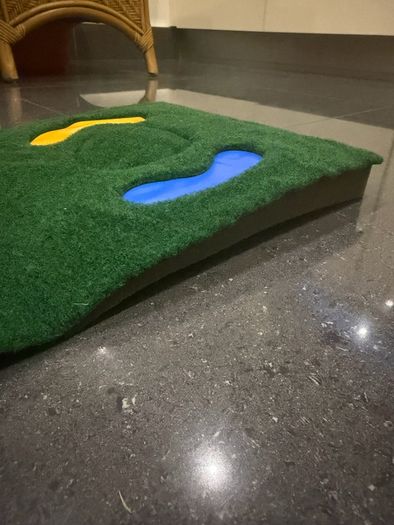 Putting Mat