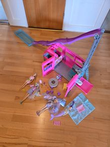 Barbie Camper Van plus dolls