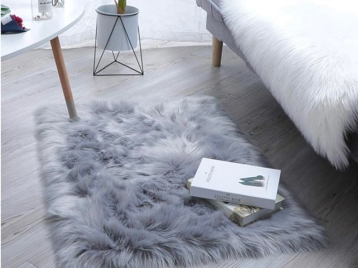 Fluffy Rug, Queta Soft Bed Rug Faux Sheepskin Rug Runner for Living Room Nursery Bedroom Sofa Mat Car Bedside Rug (FREE POSTAGE)