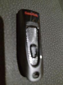 16GB Sandisk USB Flashdrive. Free Postage!