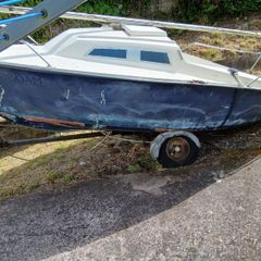 Sail boat