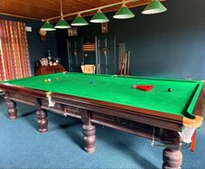 Snooker table lights