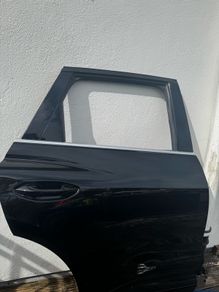 Audi Q4 SPORTBACK etron car door