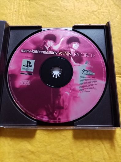 Mary Kate and Ashley winners circle PlayStation 1 Ps1 PlayStation 2 ps2 games Original