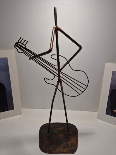 Guitar Man