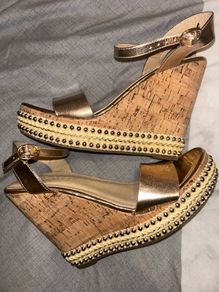 Gold Wedges UK 7