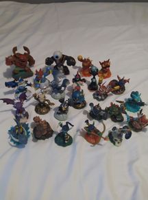 Skylanders figures
