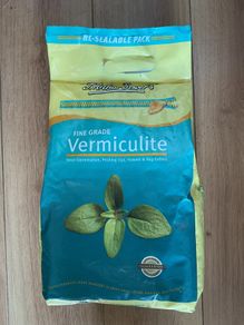 Fine grade Vermiculite for Flowers and Vegetables