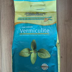 Fine grade Vermiculite for Flowers and Vegetables