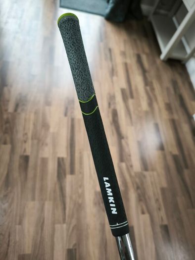 Mizuno T22