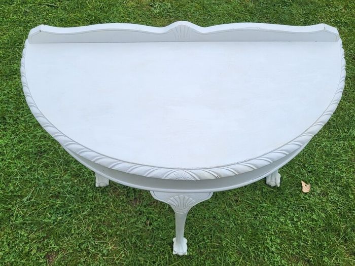 Half moon Hall / Side table