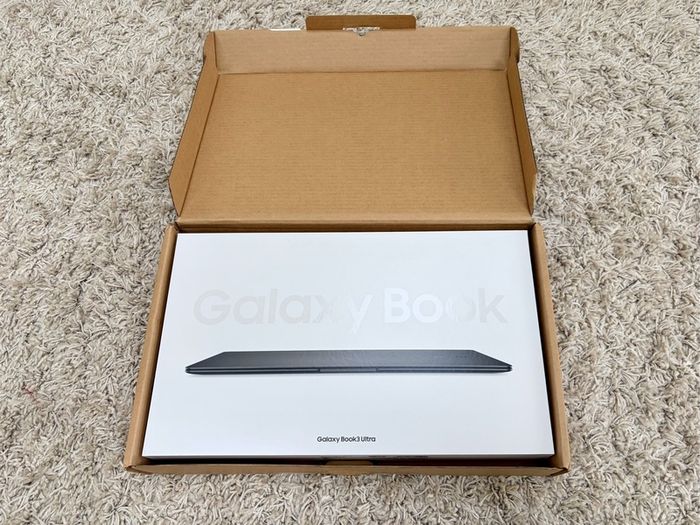 Samsung galaxy book 3 Ultra 16" 3K Oled