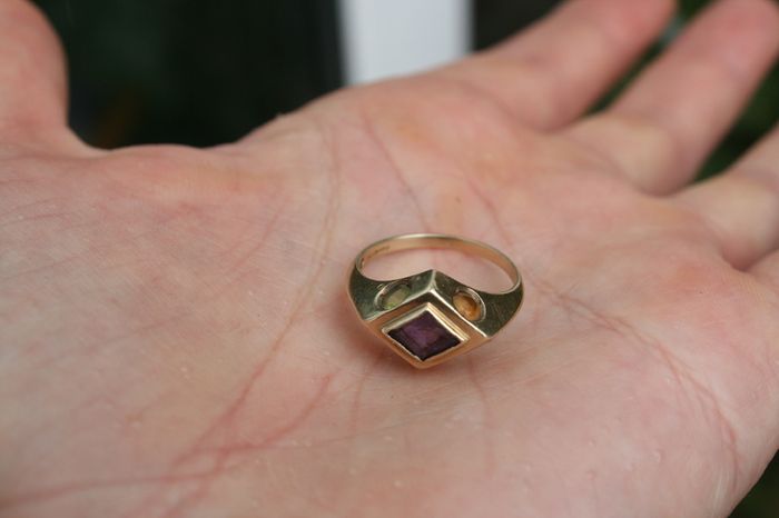 Vintage 375 Gold Ring  9 Carat Yellow Gold Ring 2,8g