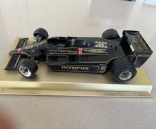 Lotus John Player Special Ultra Rare Desk Lighter 1:18 Burago