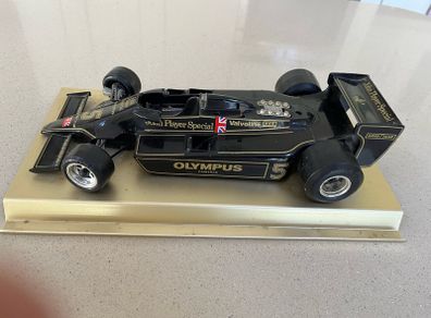 Lotus John Player Special Ultra Rare Desk Lighter 1:18 Burago