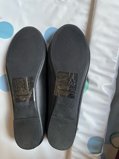 girls black pumps - as new (worn once)