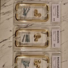 Wardrobe handles