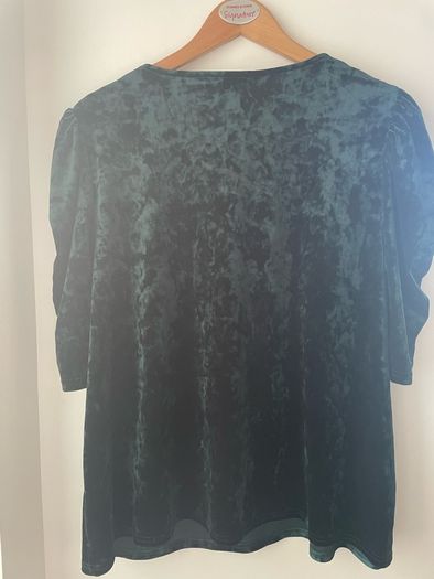 New - Velvet Ladies top forest green size 18