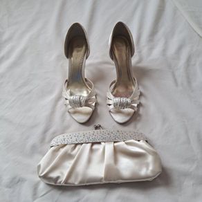Barratts heels 3" and purse rose gold size 4 shoes worn once bag new