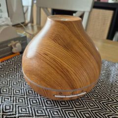 Essential oil diffuser