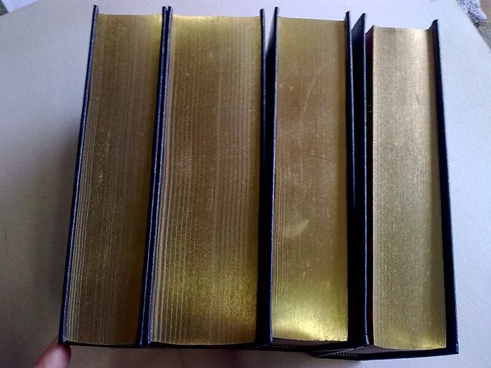 Dictionary &Thesaurus 4 volume matching set