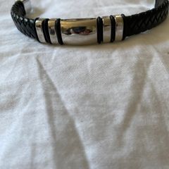 Leather bracelet