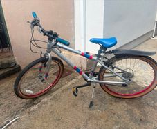 2 kids bikes for sale - perfect condition