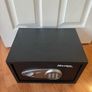 Master lock digital combination safe Image 2