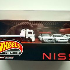 Hot Wheels Premium Diorama Garage sets + extra