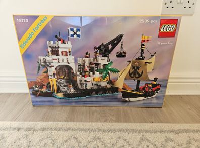 Lego 10320 Eldorado Fortress Brand New