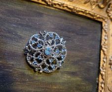 Brooch