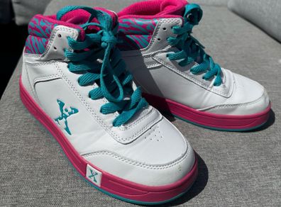 Sidewalk by Heelys