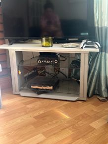 Free tv stand
