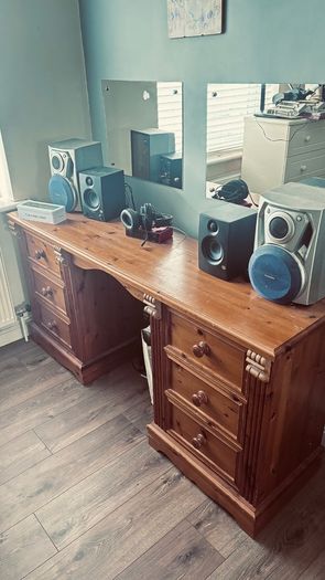 Hardwood Study Desk /great Condition