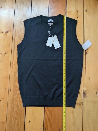 Fisk of Oslo V-neck Sweater