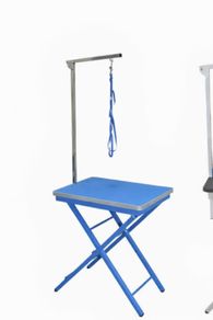 folding grooming table