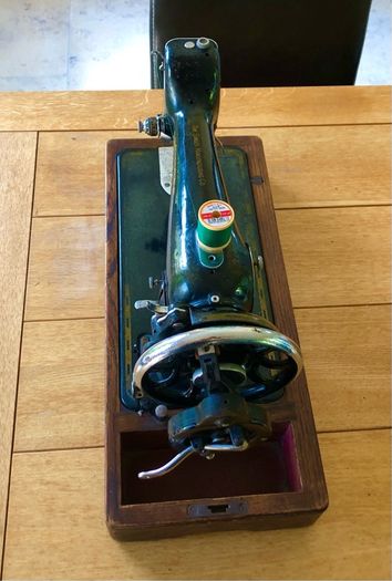 Singer Sewing Machine