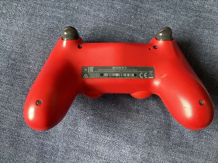 PS4 controller