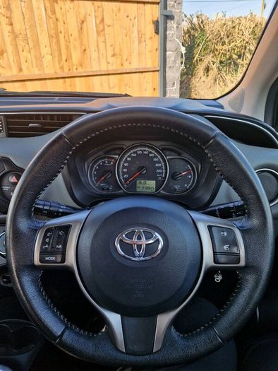 Toyota Yaris Luna 1.4 D4d (cheap To Run-65mpg)