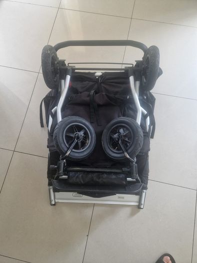 Mountain buggy duet