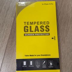 Iphone 16 Pro screen protector