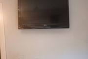 Walker TV, Wall Bracket &amp; Remote   Size 32". In Good  Condition  - Used 2-3 times.