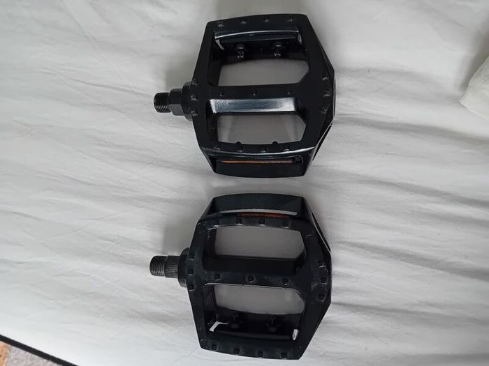 mtb pedals